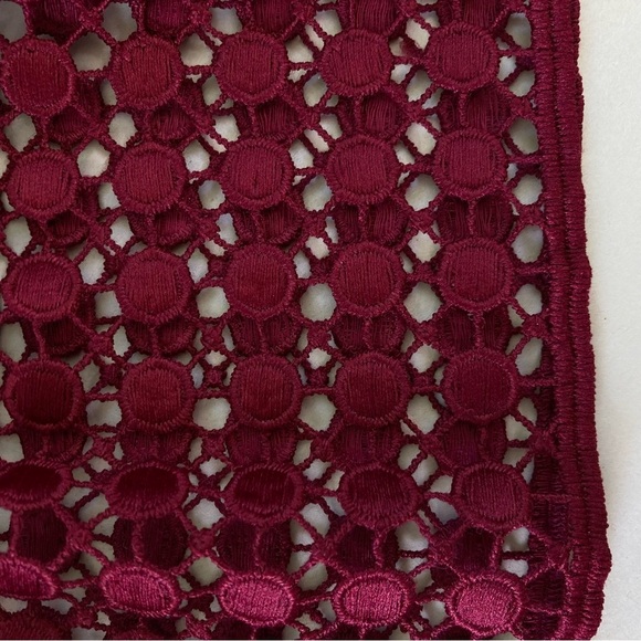 Talbots V-Neck Wine Sheath Midi Dress Crochet Lace Bell Sleeves (Size 16WP) - Picture 6 of 12